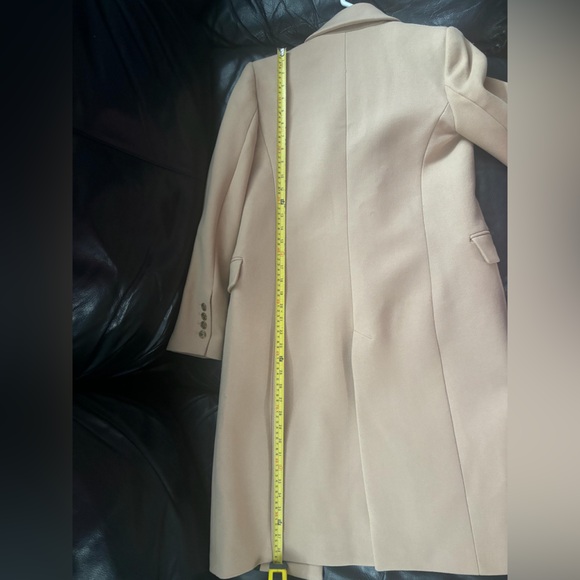 ZARA women classic Tan Overcoat - Picture 4 of 9